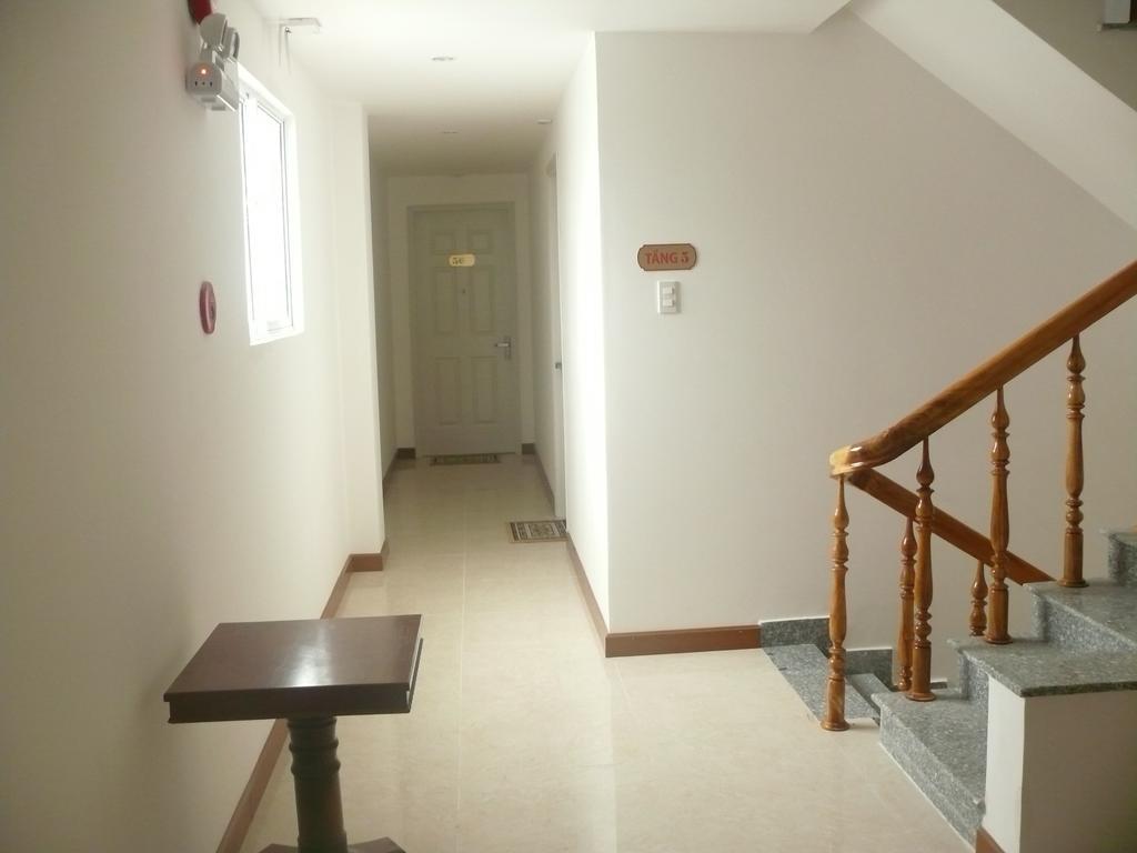 Rex Hotel & Apartment Nha Trang Esterno foto