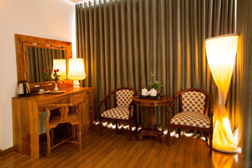 Rex Hotel & Apartment Nha Trang Esterno foto
