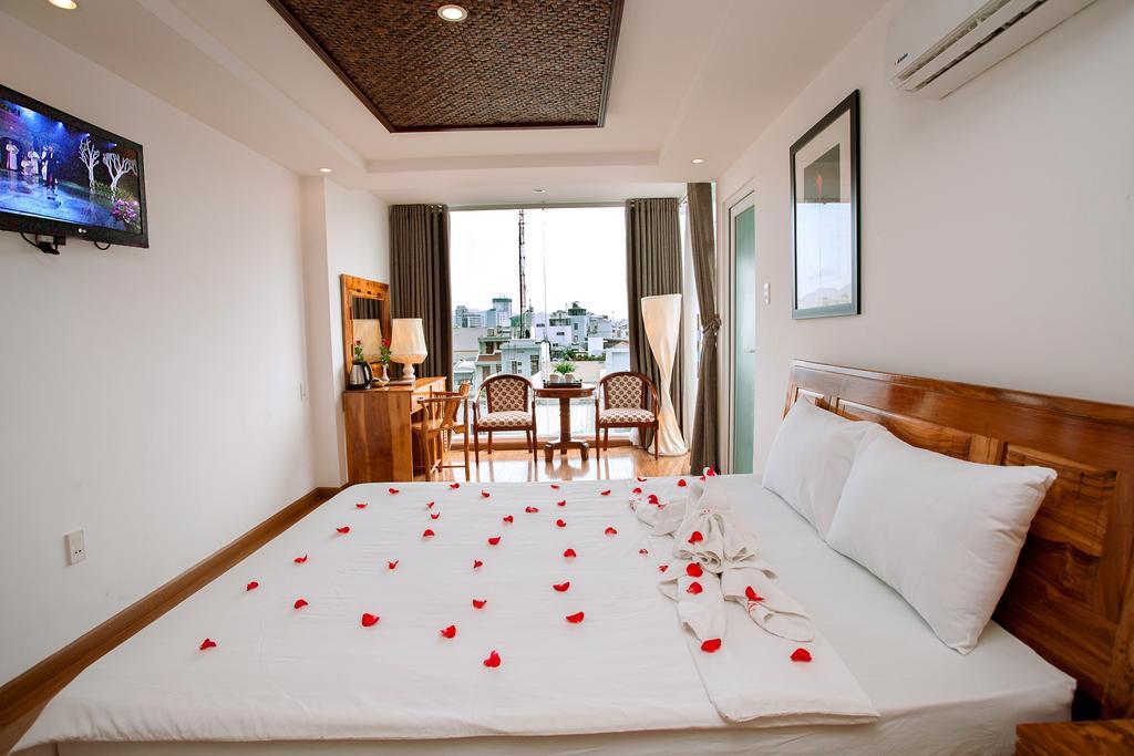 Rex Hotel & Apartment Nha Trang Esterno foto