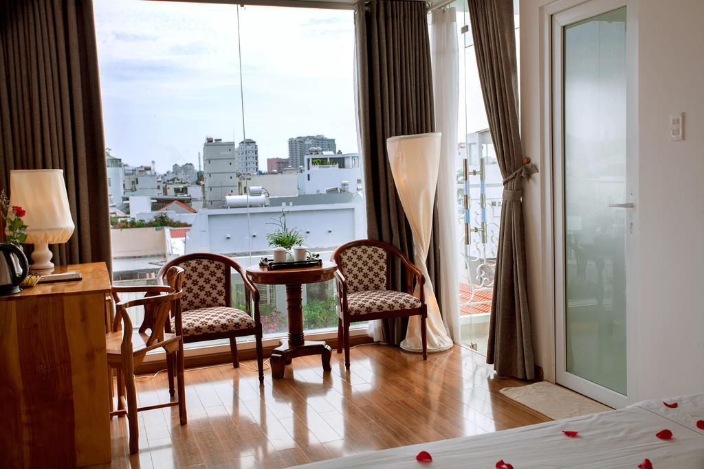 Rex Hotel & Apartment Nha Trang Esterno foto