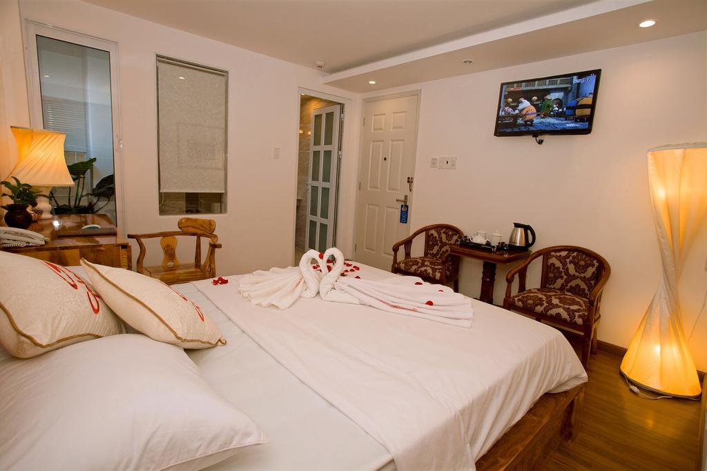 Rex Hotel & Apartment Nha Trang Esterno foto