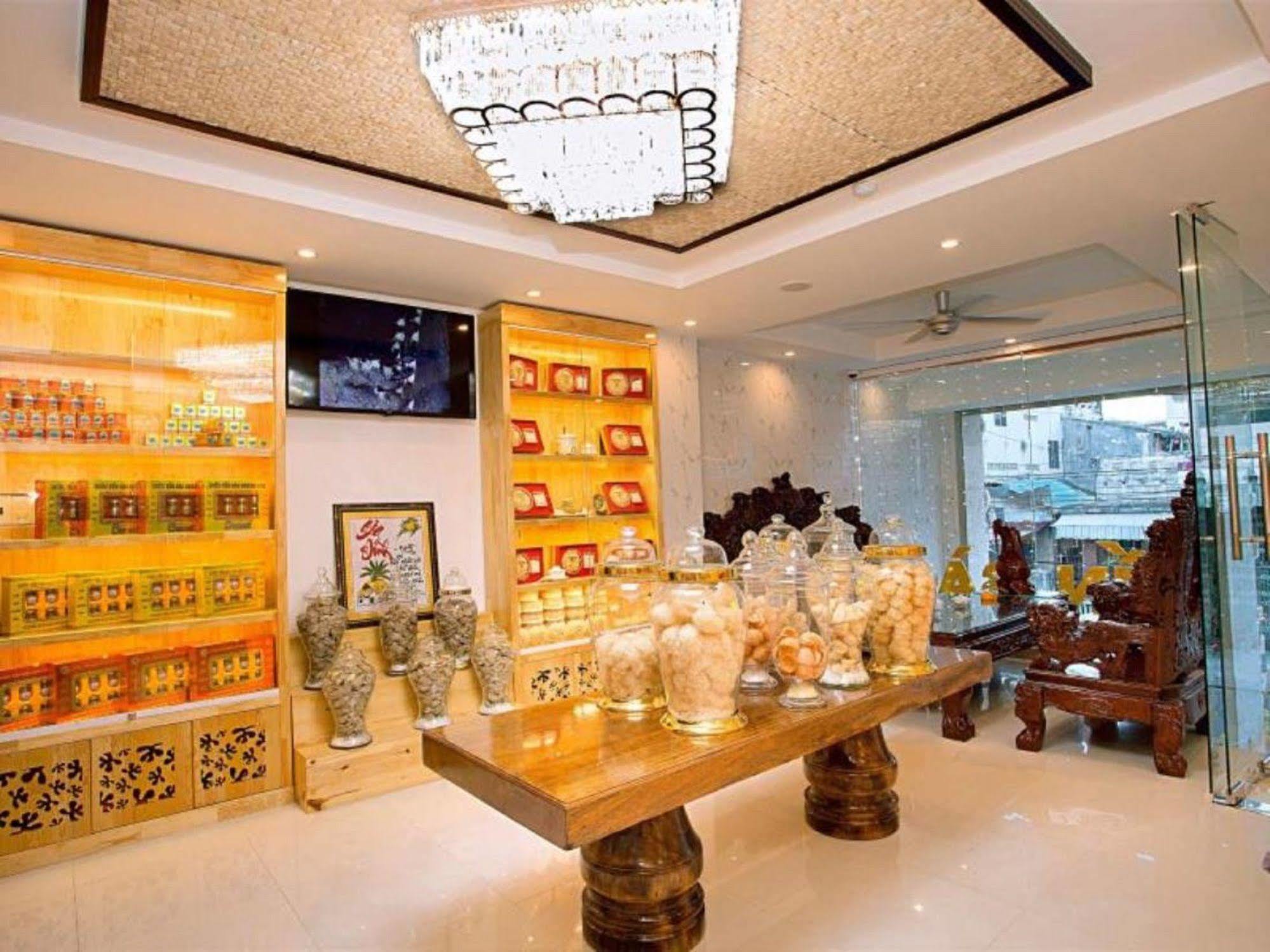 Rex Hotel & Apartment Nha Trang Esterno foto